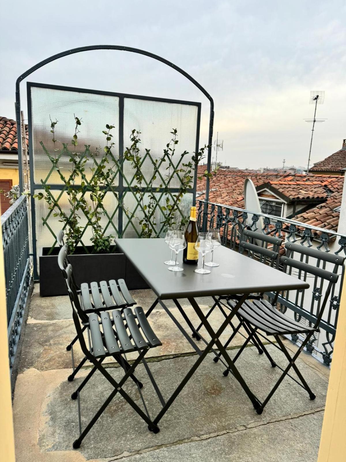 Le Tre Ca', Ca' Cecilia, Ca' Nina, Ca' Vittoria Apartman Asti Kültér fotó