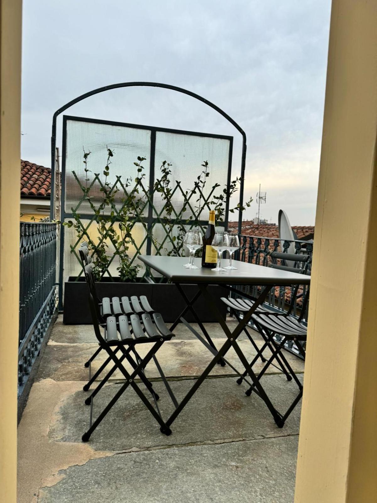Le Tre Ca', Ca' Cecilia, Ca' Nina, Ca' Vittoria Apartman Asti Kültér fotó