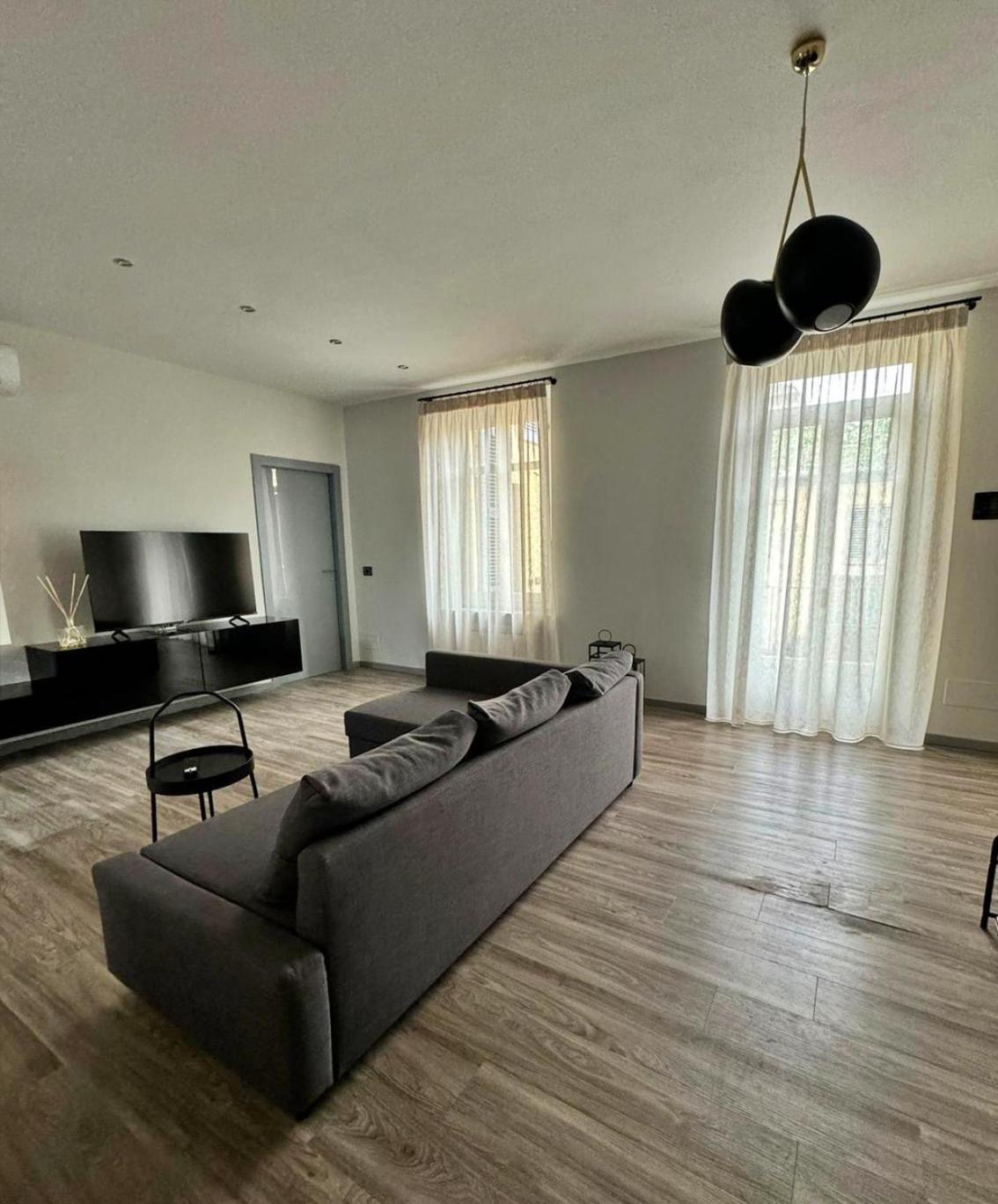 Le Tre Ca', Ca' Cecilia, Ca' Nina, Ca' Vittoria Apartman Asti Kültér fotó
